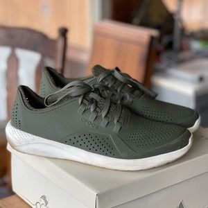 Men’s Crocs sneakers size 12